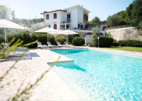 Tenuta Cardinale - LUXURY ENOB&B